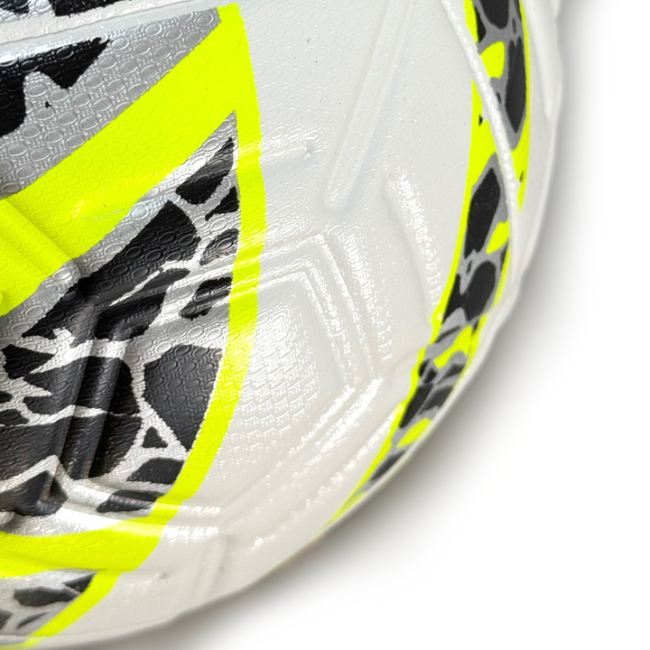 MAESTRO TRAINING BALL (WHITE)